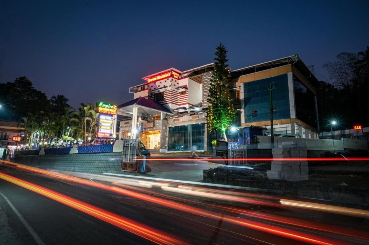 Empire Residency Hotel Tiruvalla Exterior photo